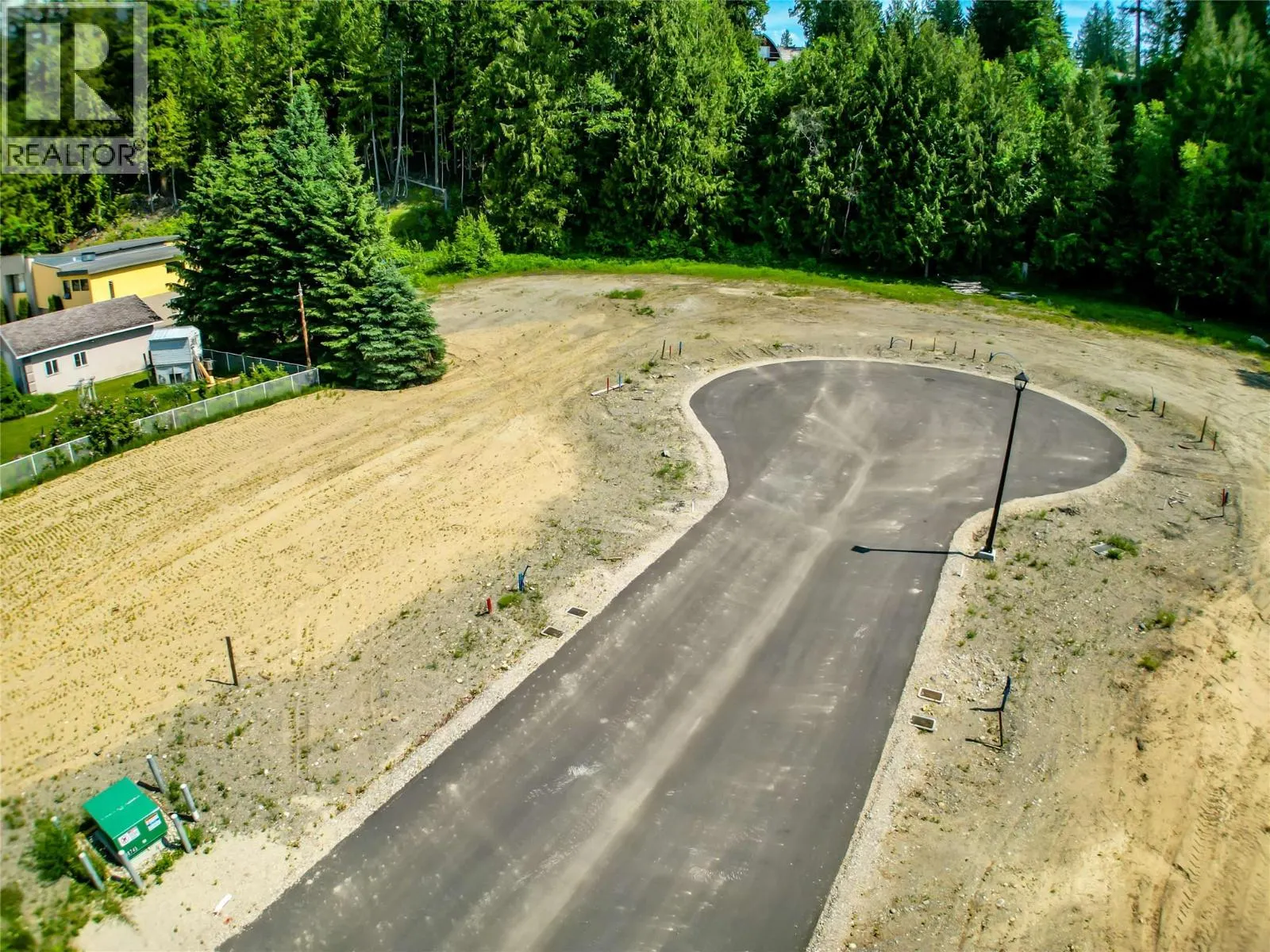 10-1445 Illecillewaet Road Lot# SL 5