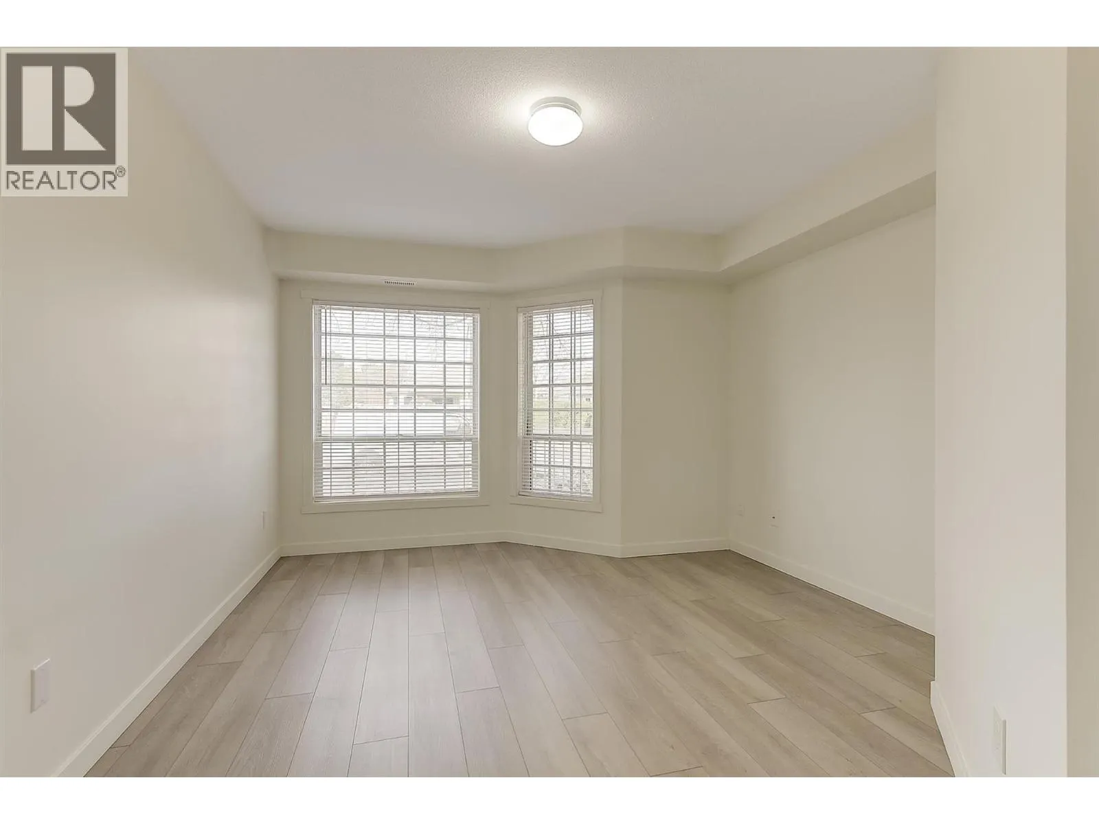 2370 Stillingfleet Road Unit# 119