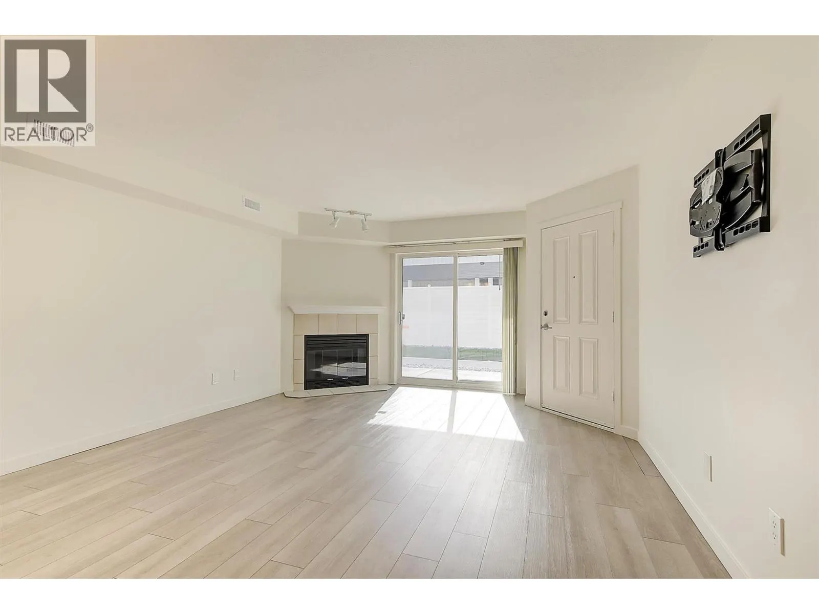 2370 Stillingfleet Road Unit# 119