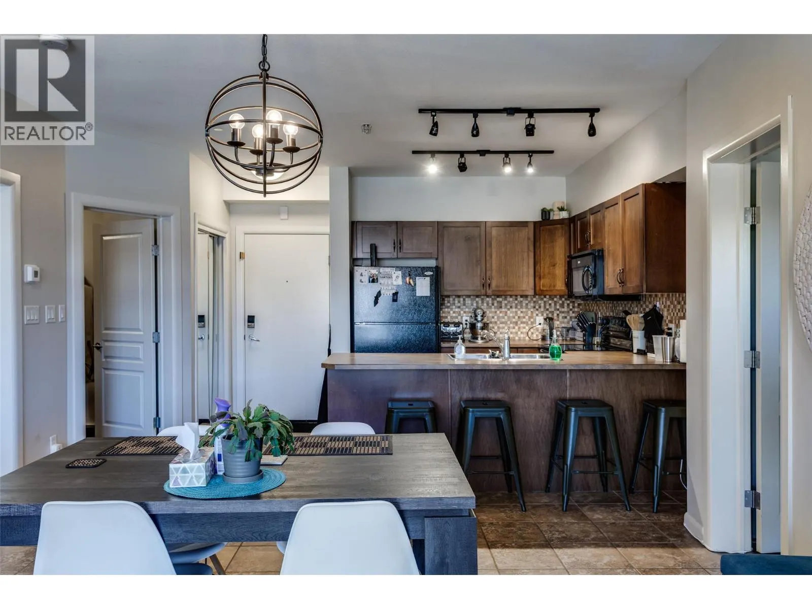654 Cook Road Unit# 314