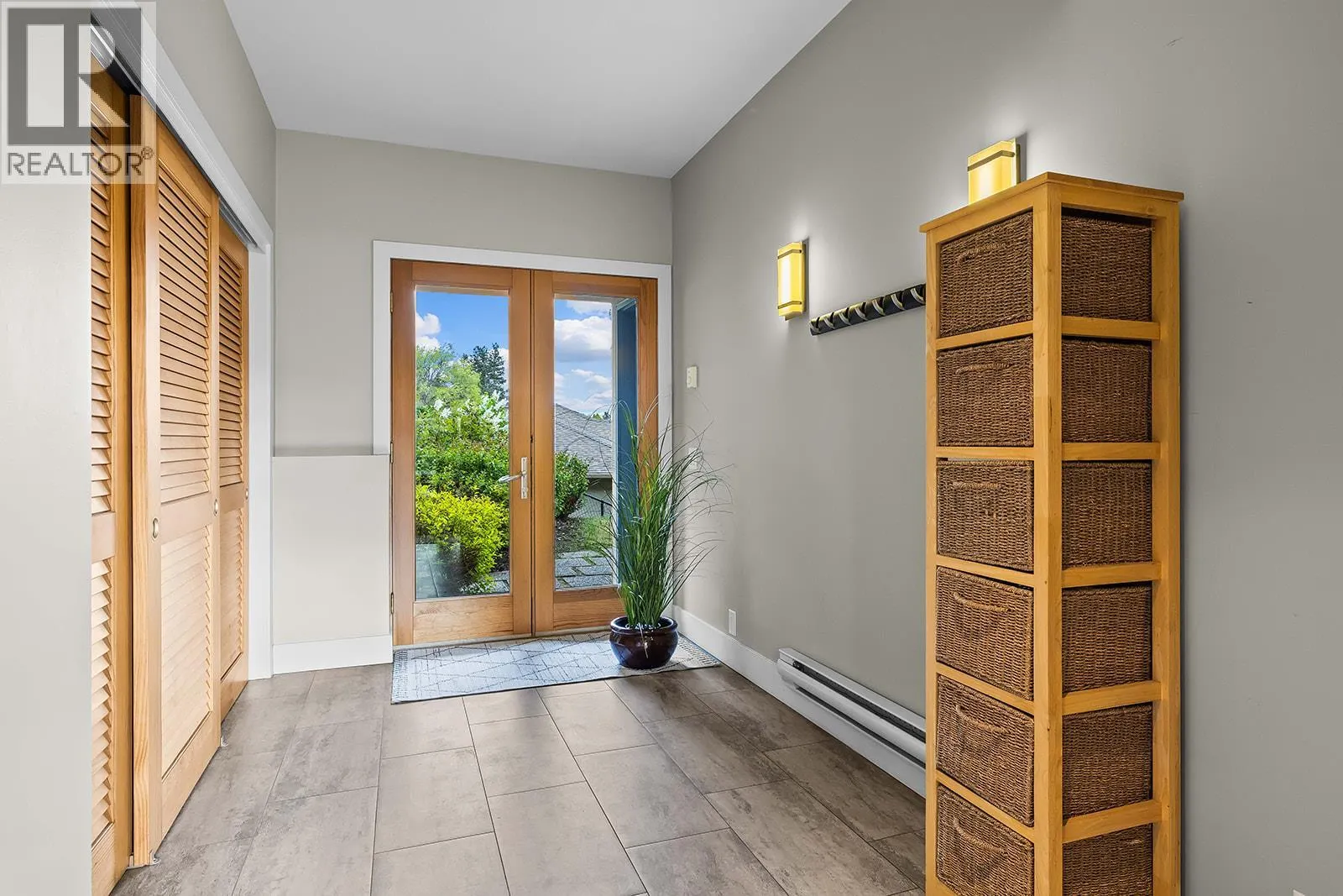 837 Mount Royal Drive