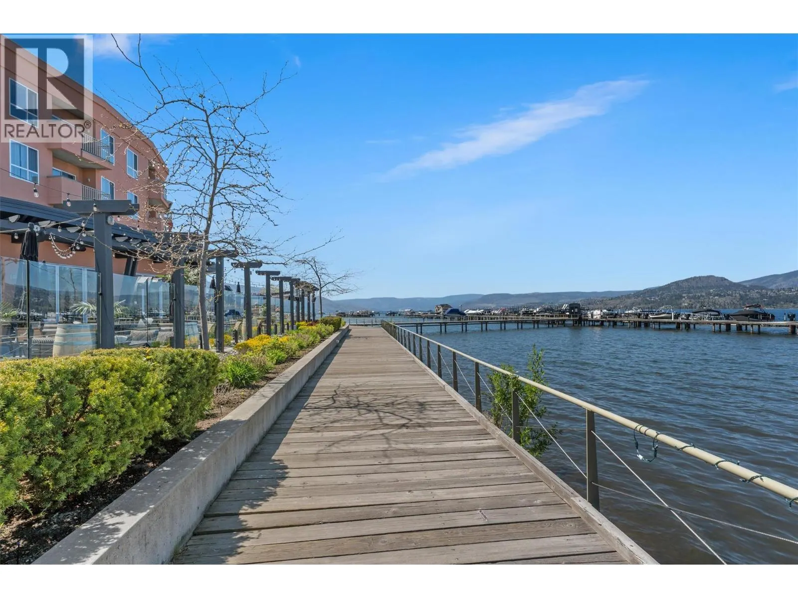 3756 Lakeshore Road Unit# 18