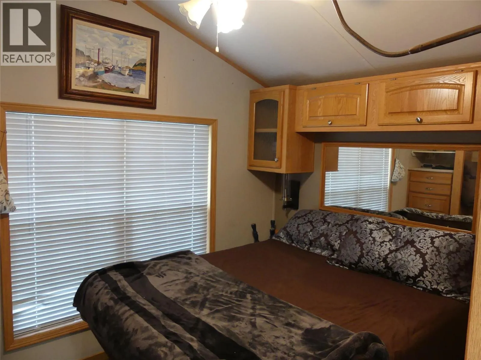 2633 SQUILAX-ANGLEMONT Road Unit# 3
