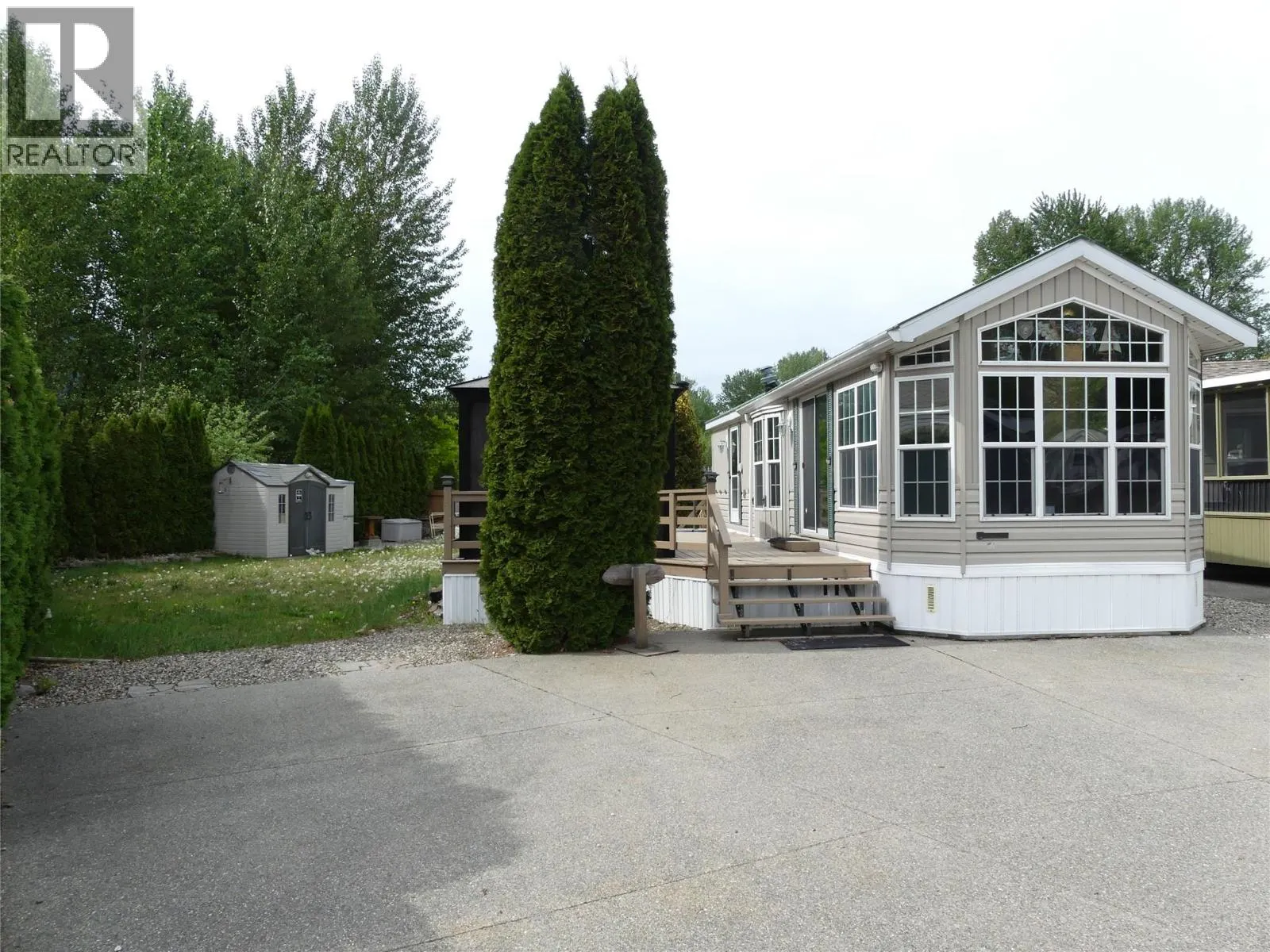 2633 SQUILAX-ANGLEMONT Road Unit# 3