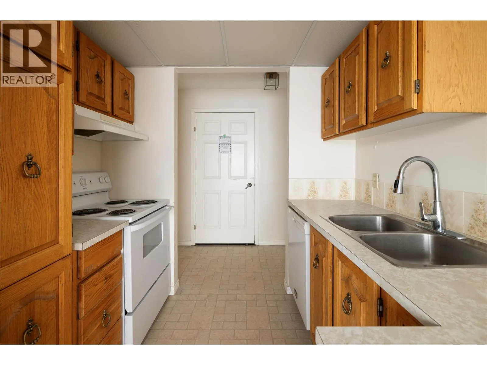 1801 32 Street Unit# 207