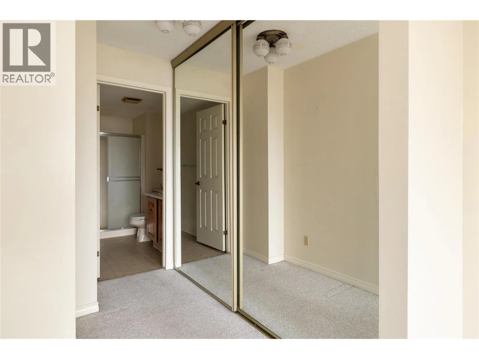 1801 32 Street Unit# 207