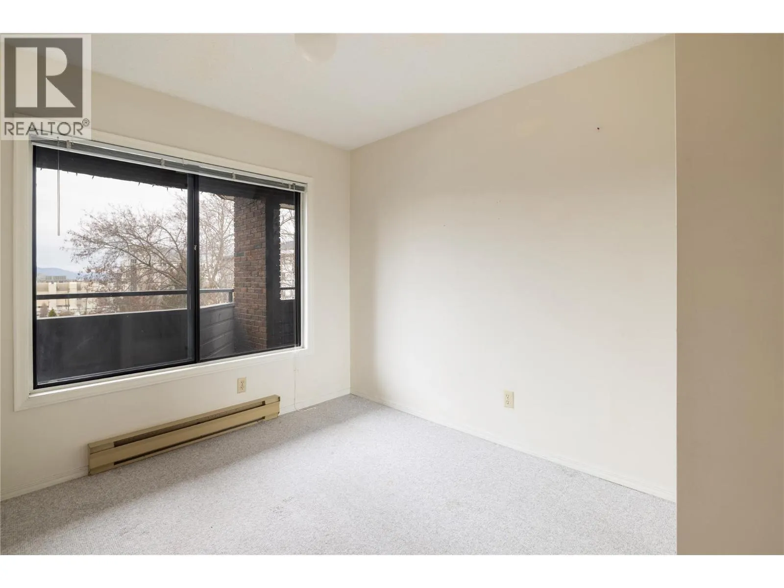 1801 32 Street Unit# 207