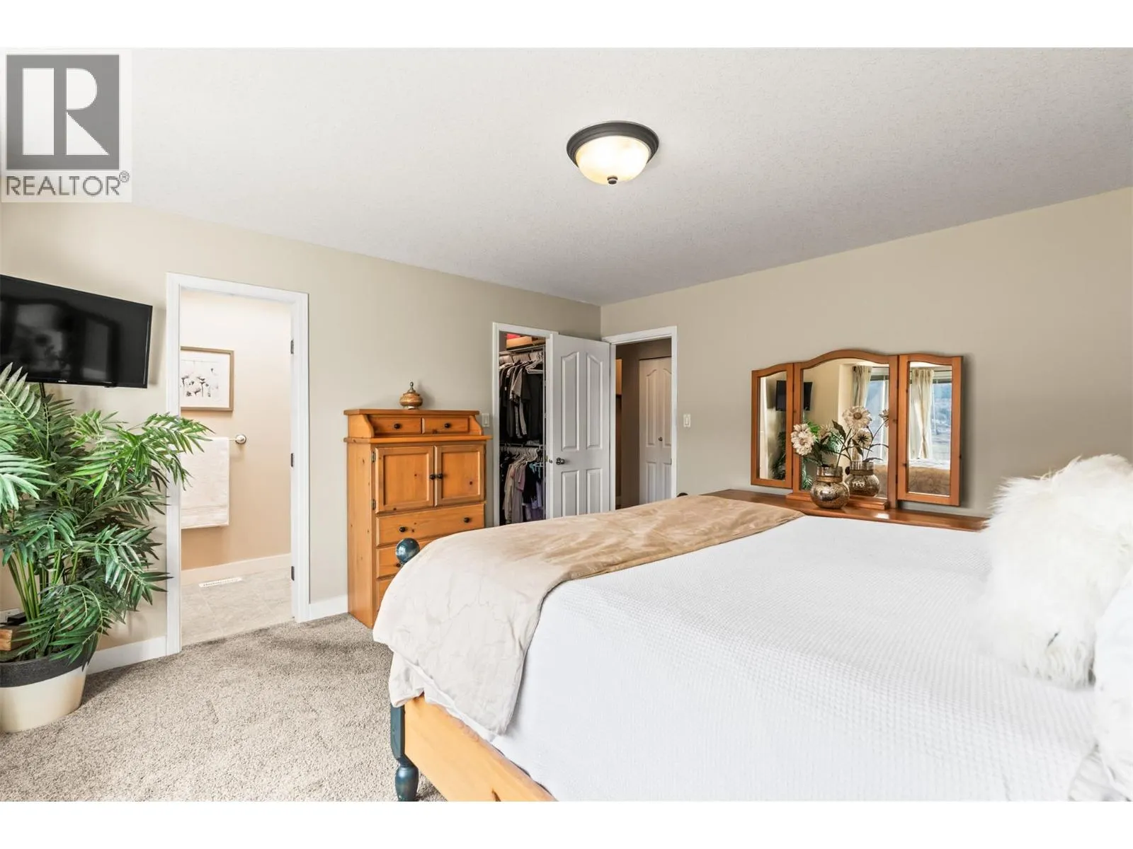 130 Overlook Place