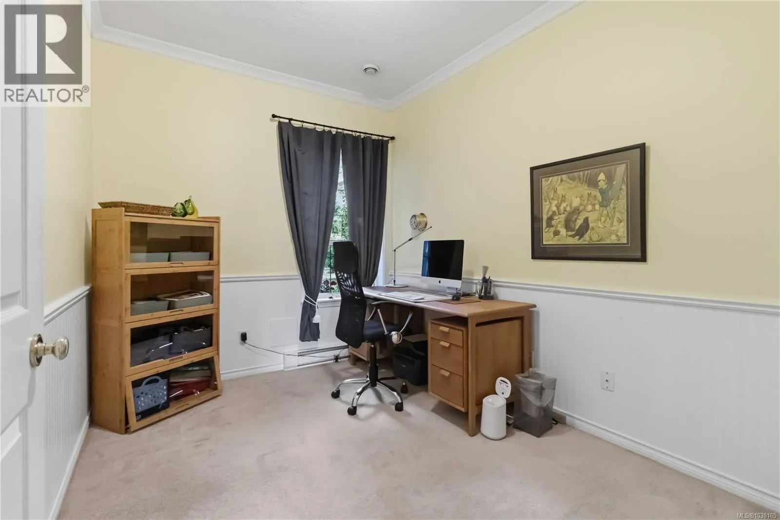 1056 Holly Park Rd