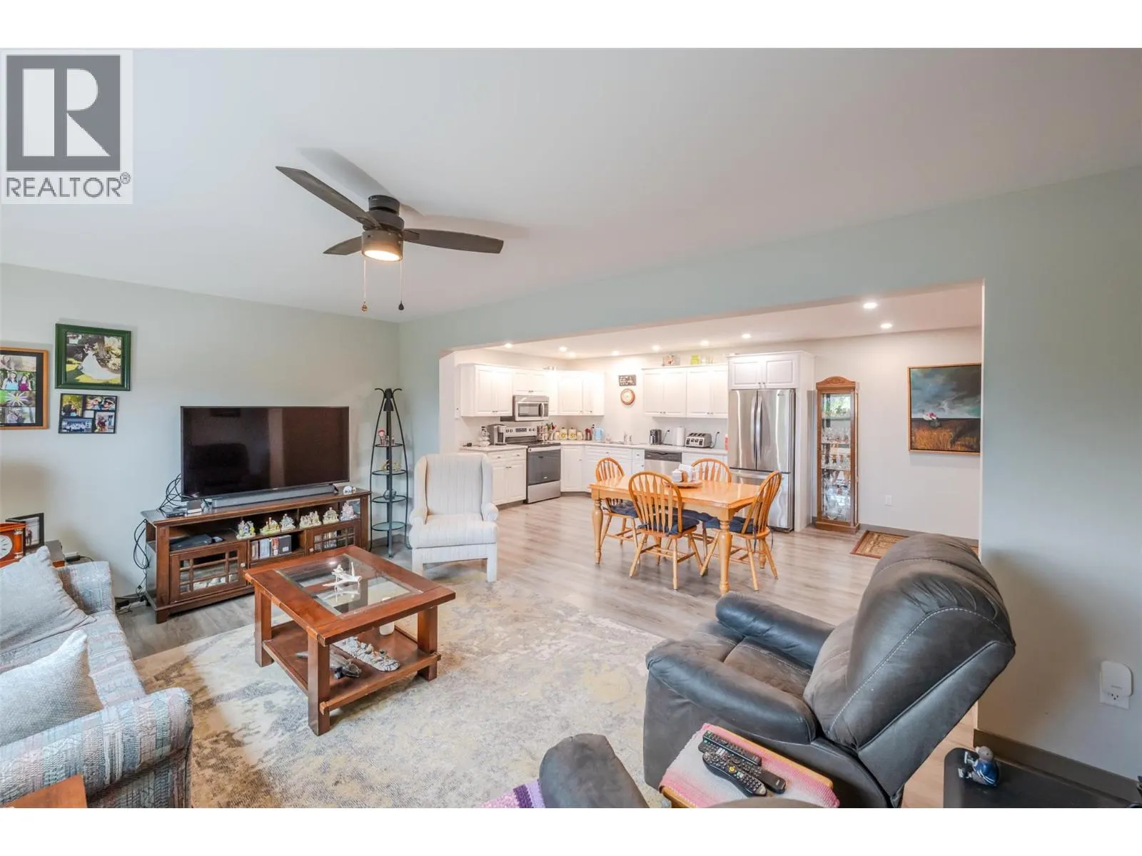 1418 FAIRVIEW Road