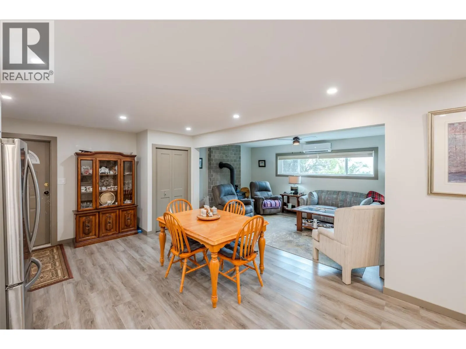 1418 FAIRVIEW Road