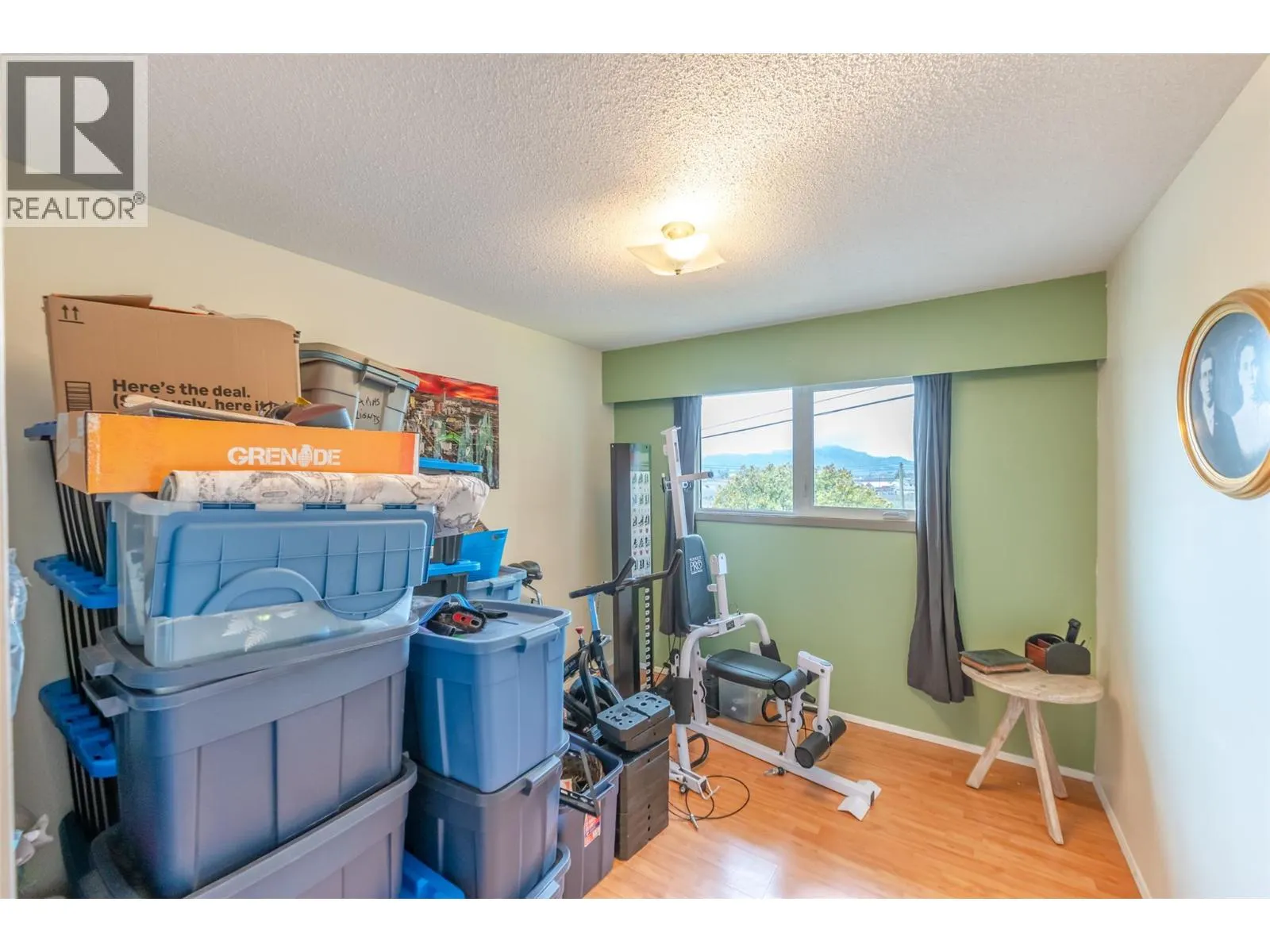 1418 FAIRVIEW Road