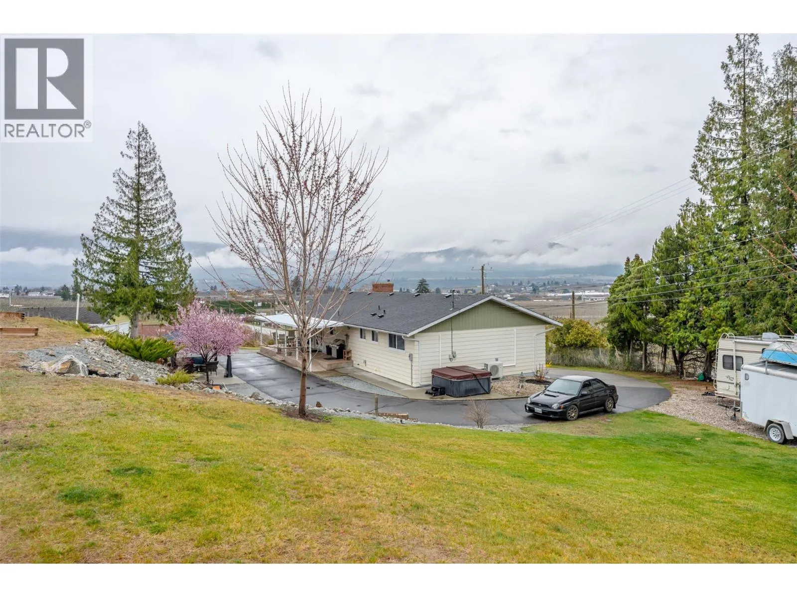 1418 FAIRVIEW Road