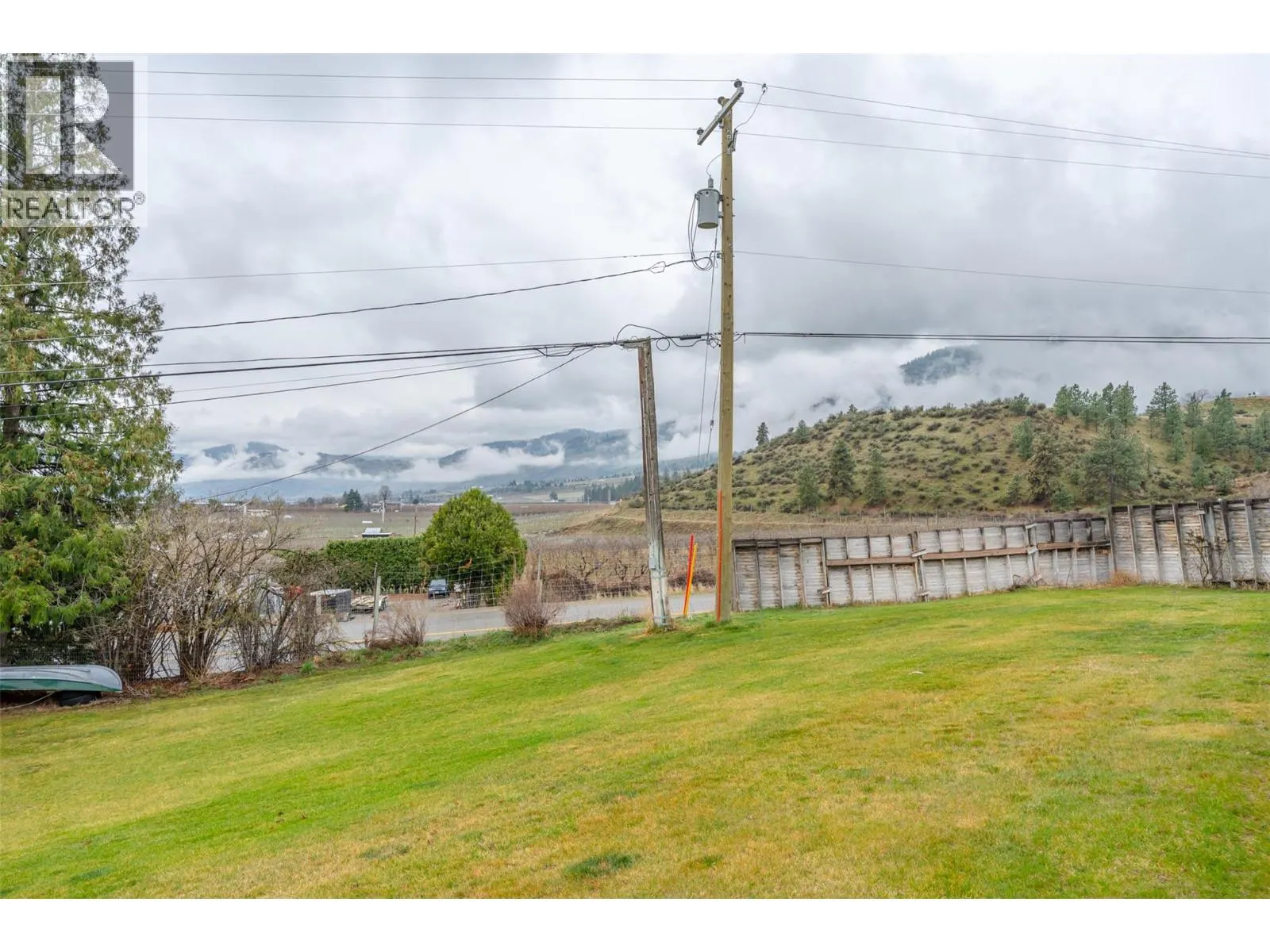 1418 FAIRVIEW Road