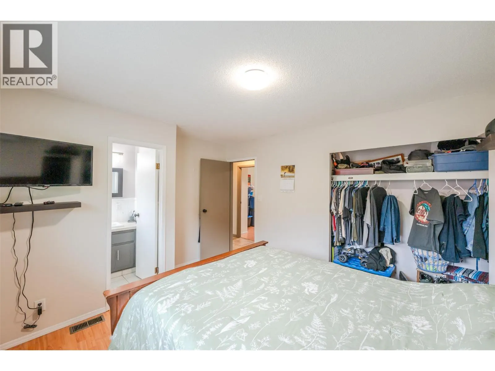 1418 FAIRVIEW Road