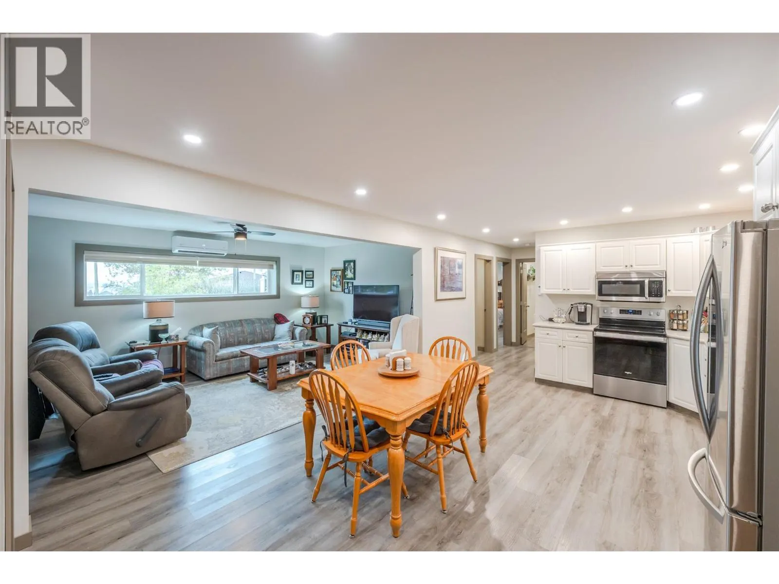 1418 FAIRVIEW Road