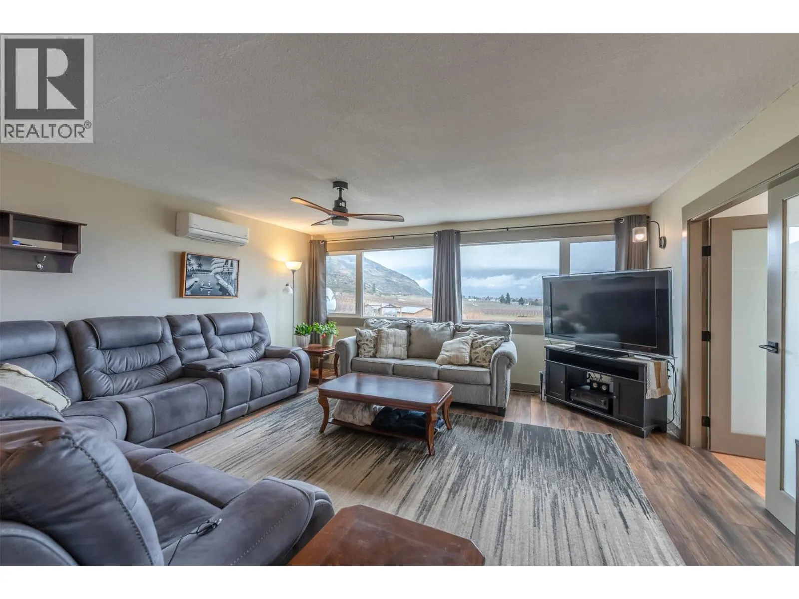 1418 FAIRVIEW Road