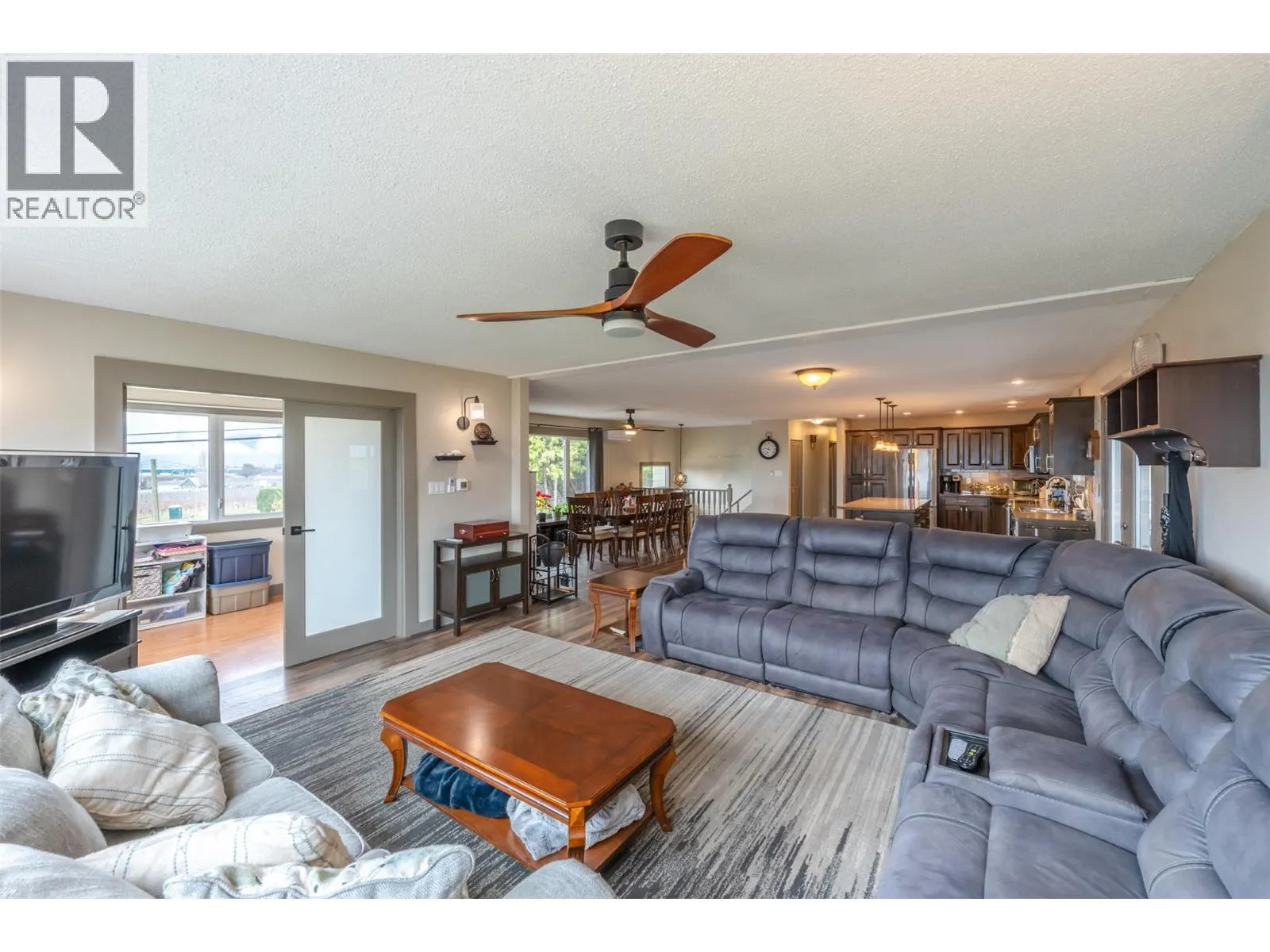 1418 FAIRVIEW Road