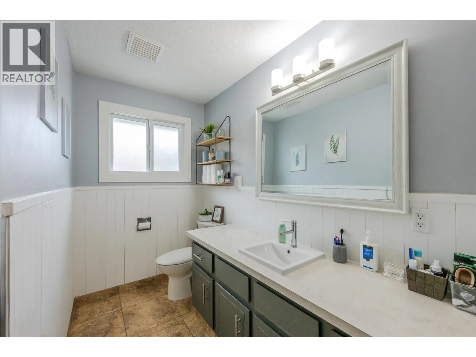 1418 FAIRVIEW Road