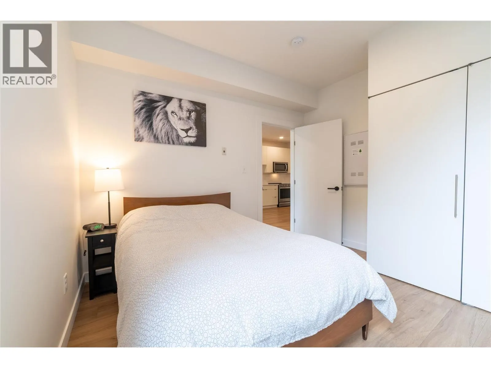 514 VICTORIA Street Unit# 207