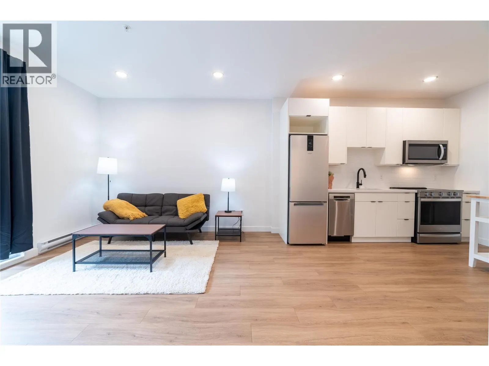 514 VICTORIA Street Unit# 207