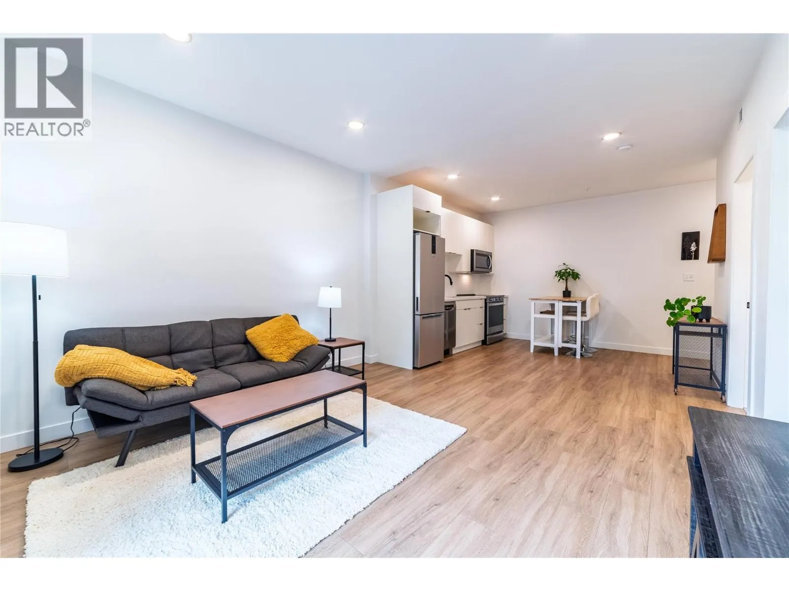 514 VICTORIA Street Unit# 207