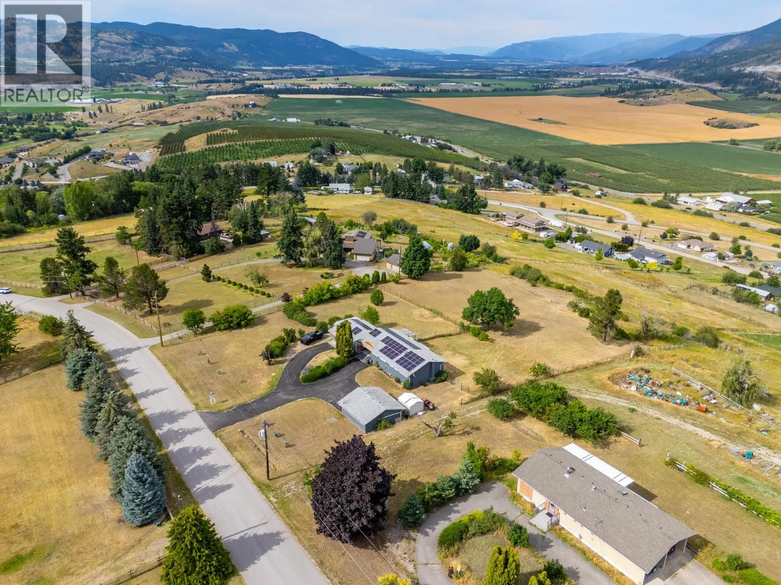 136 Stepping Stones Crescent