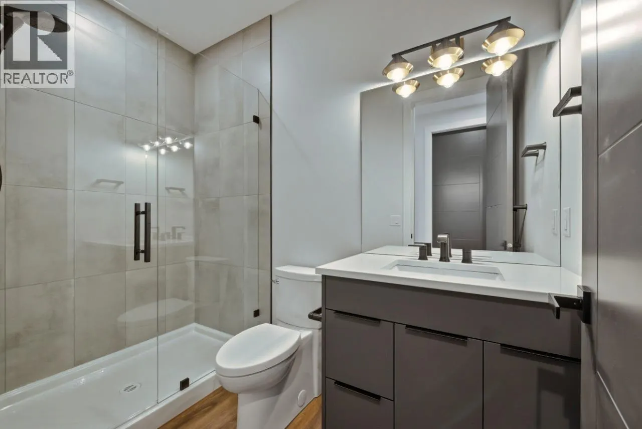1120 Collinson Court