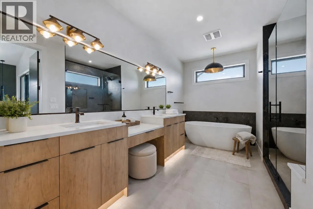 1120 Collinson Court