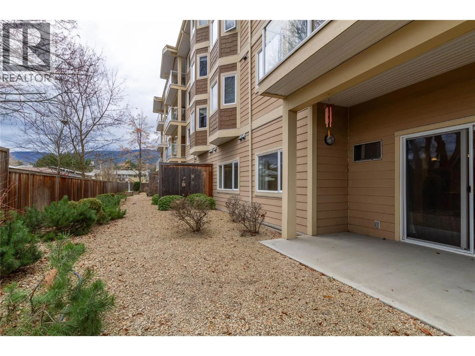 4205 27 Street Unit# 103