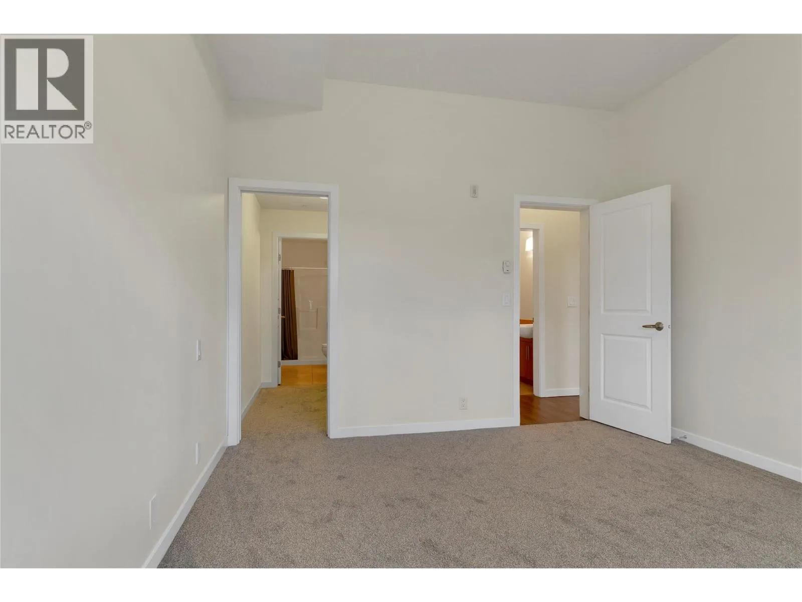 4205 27 Street Unit# 103