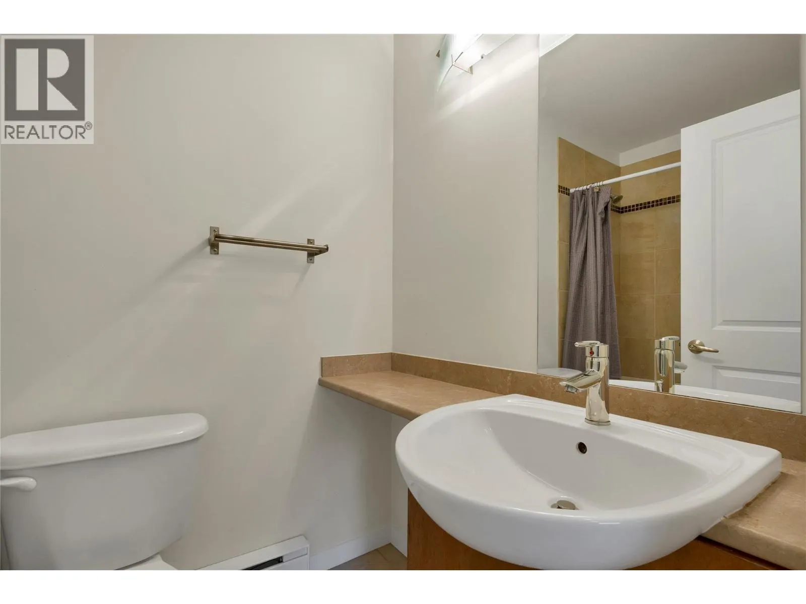 4205 27 Street Unit# 103