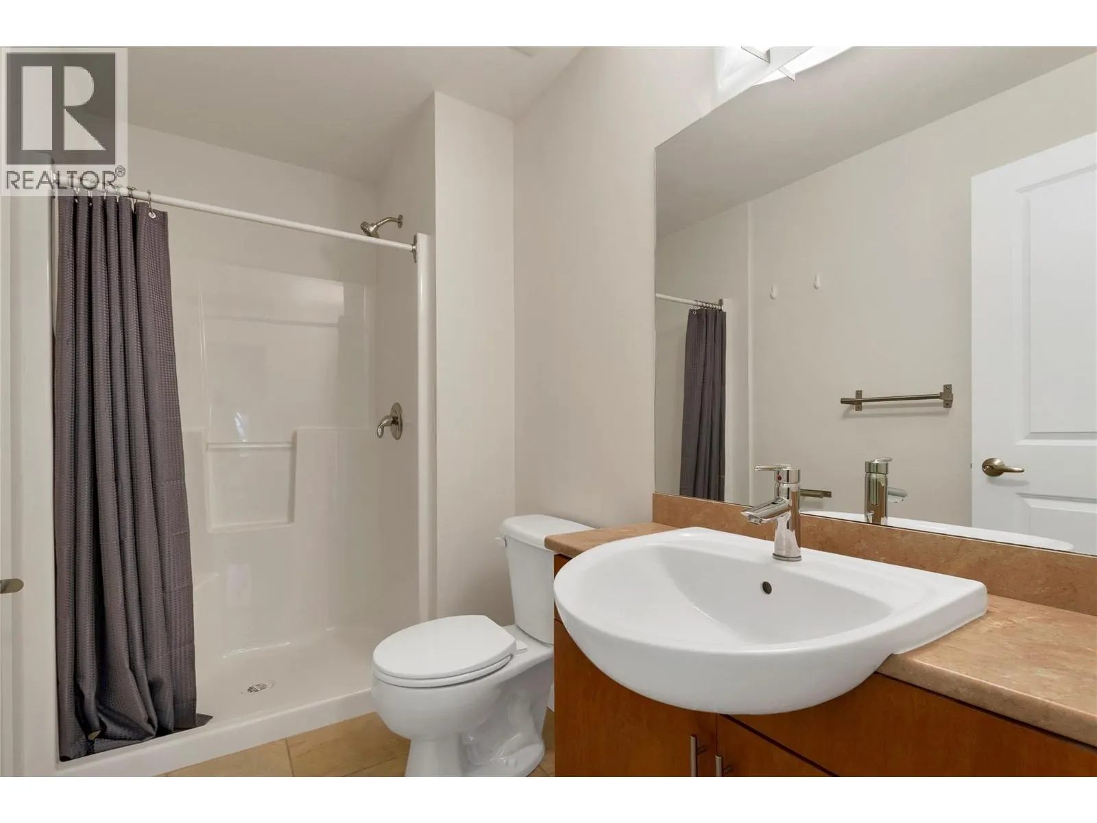 4205 27 Street Unit# 103