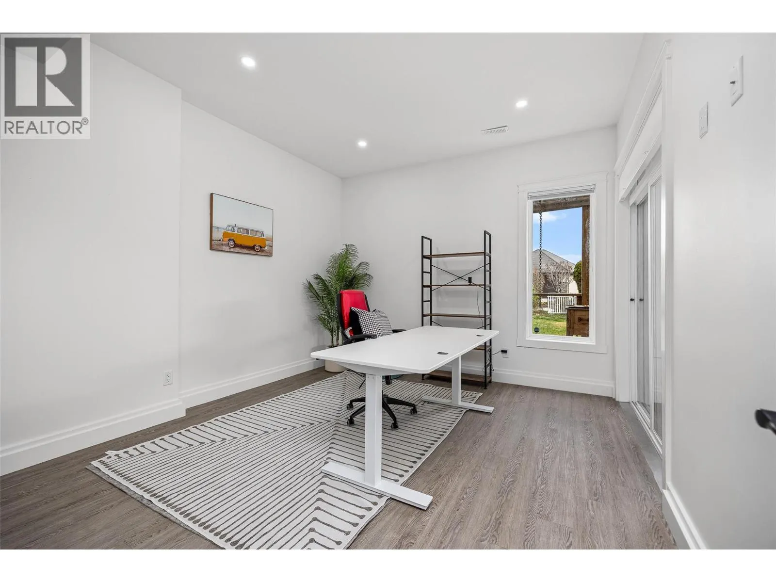 2584 Lucinde Road