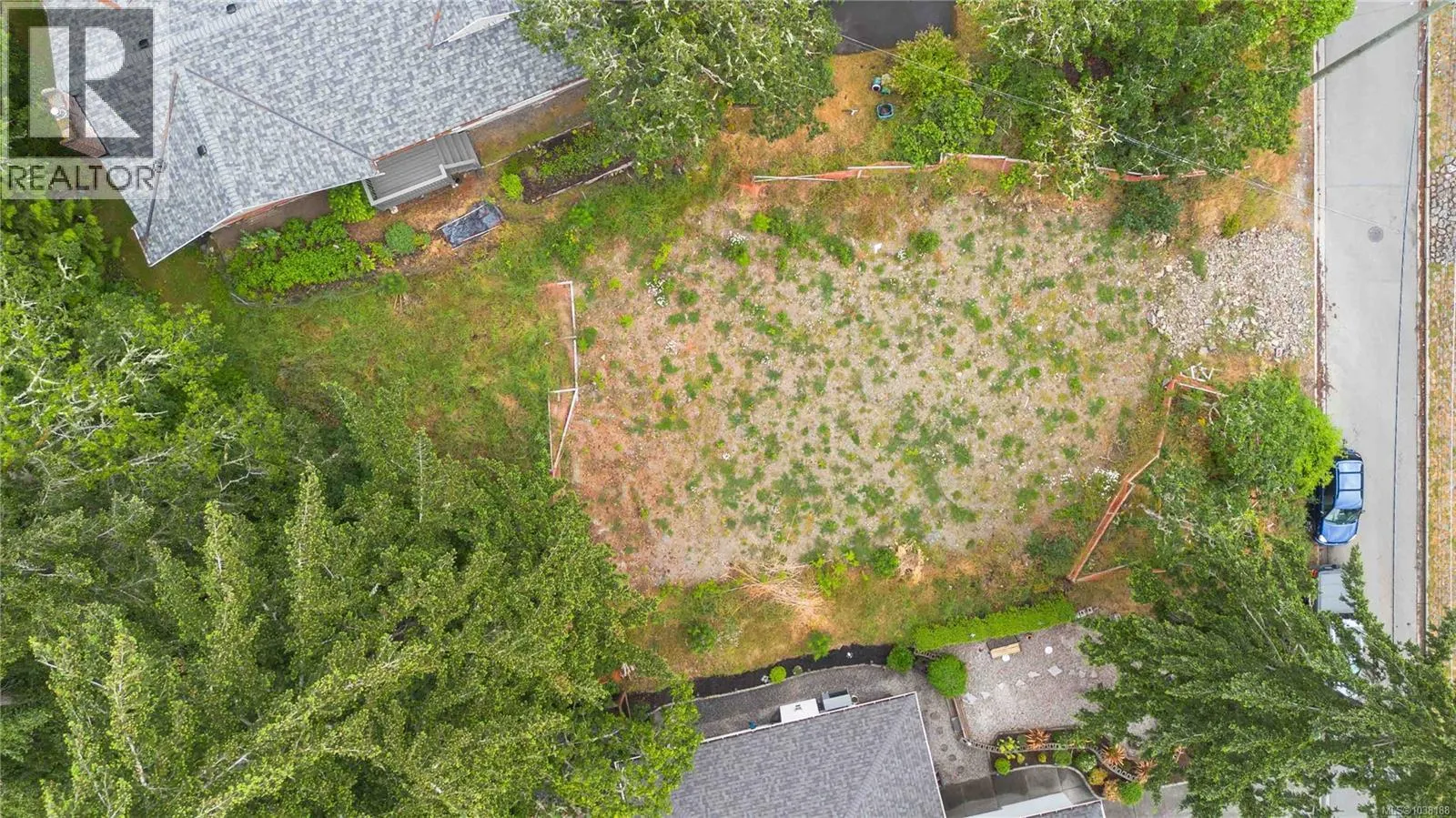2204 Burnside Rd W