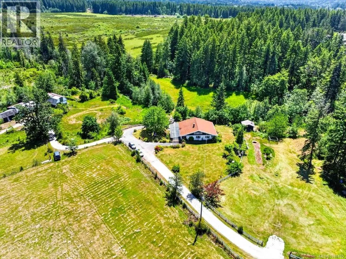7251 Thompson Rd