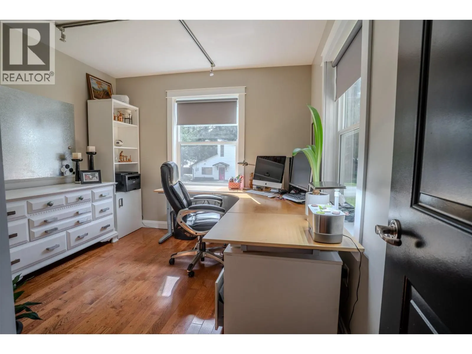 2399 HILLEN Crescent