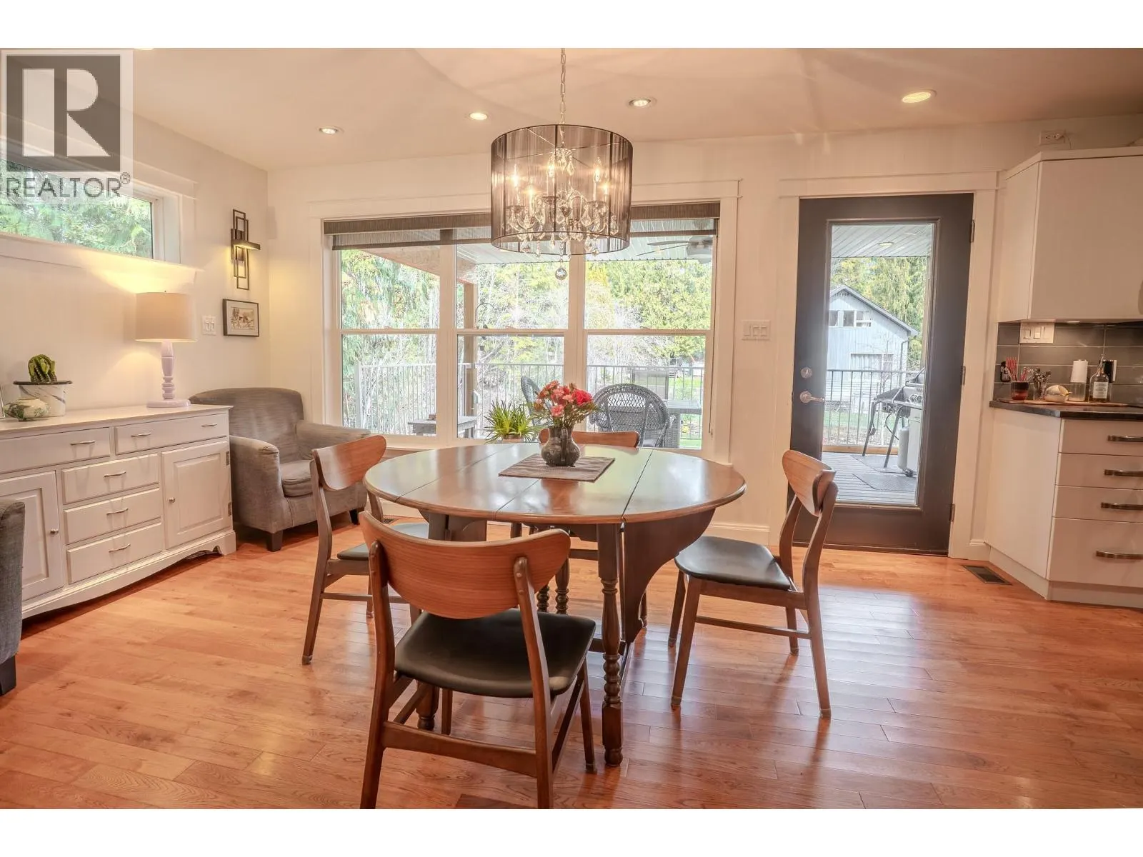 2399 HILLEN Crescent