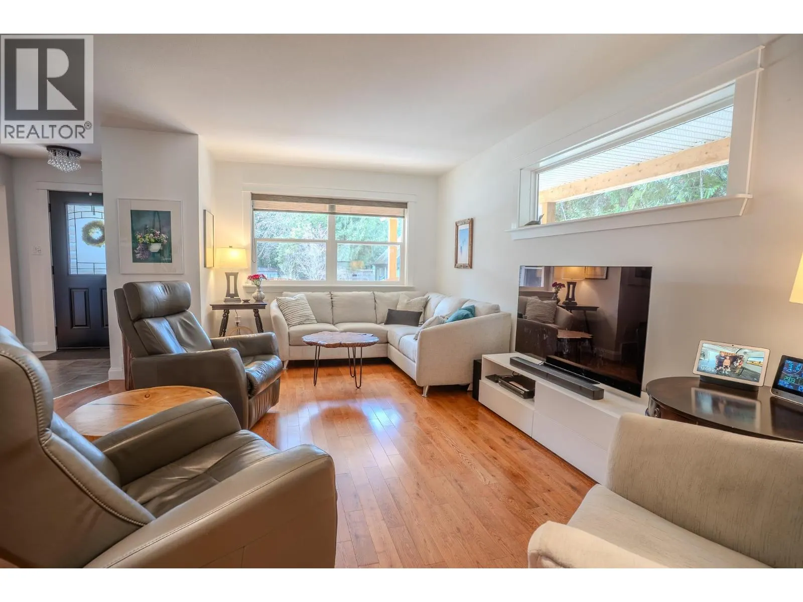 2399 HILLEN Crescent