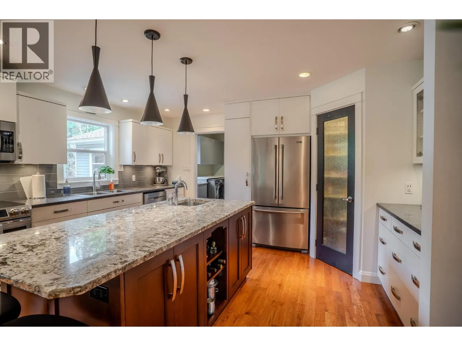 2399 HILLEN Crescent