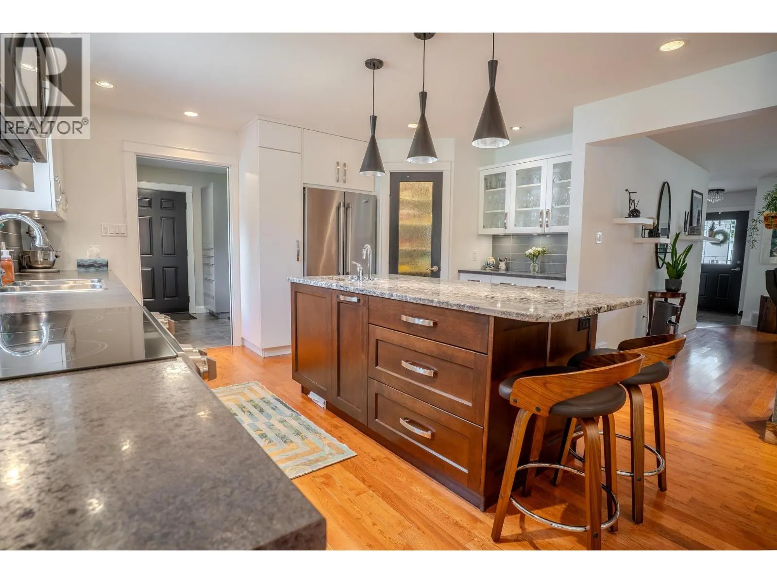 2399 HILLEN Crescent