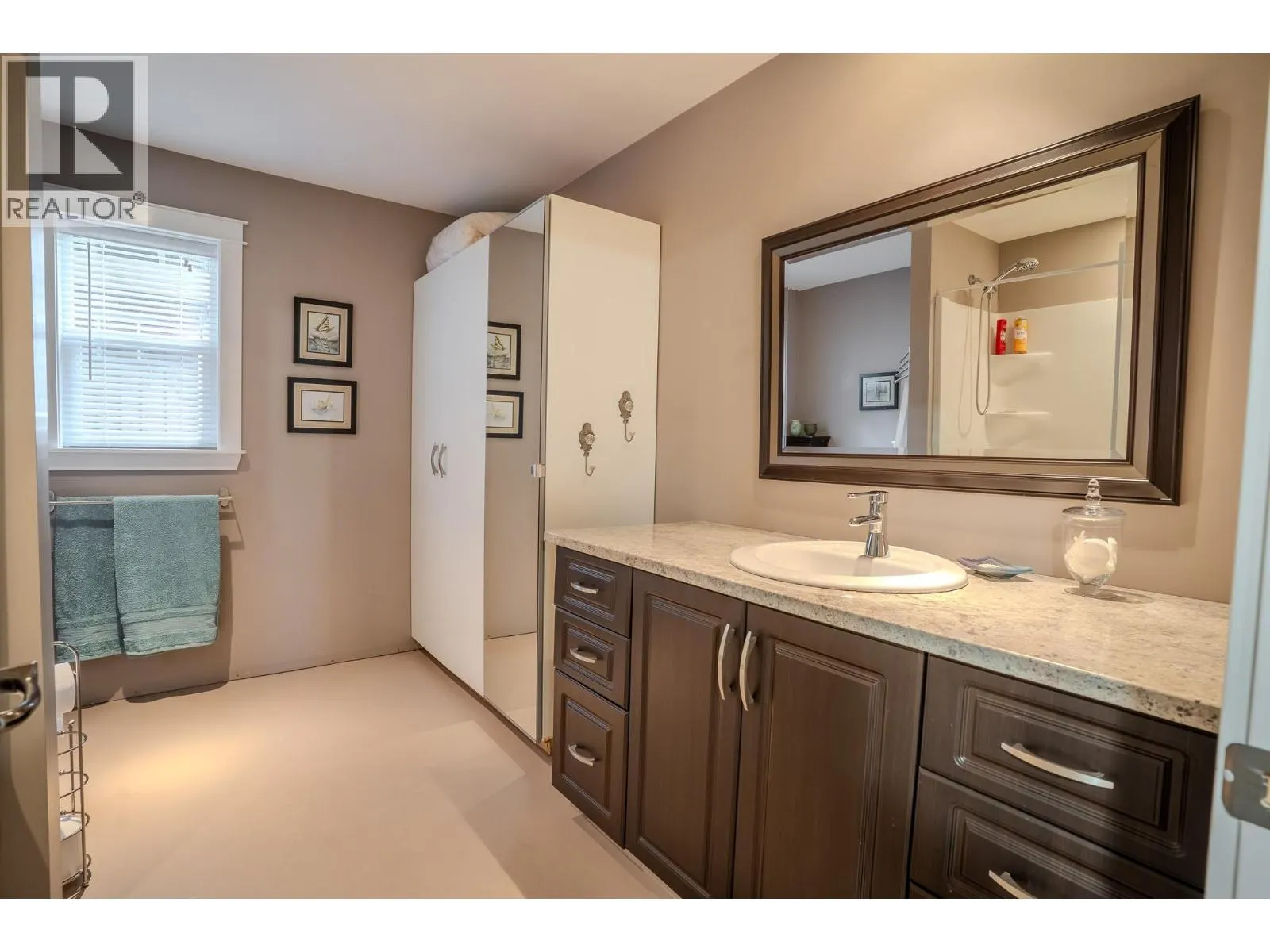 2399 HILLEN Crescent