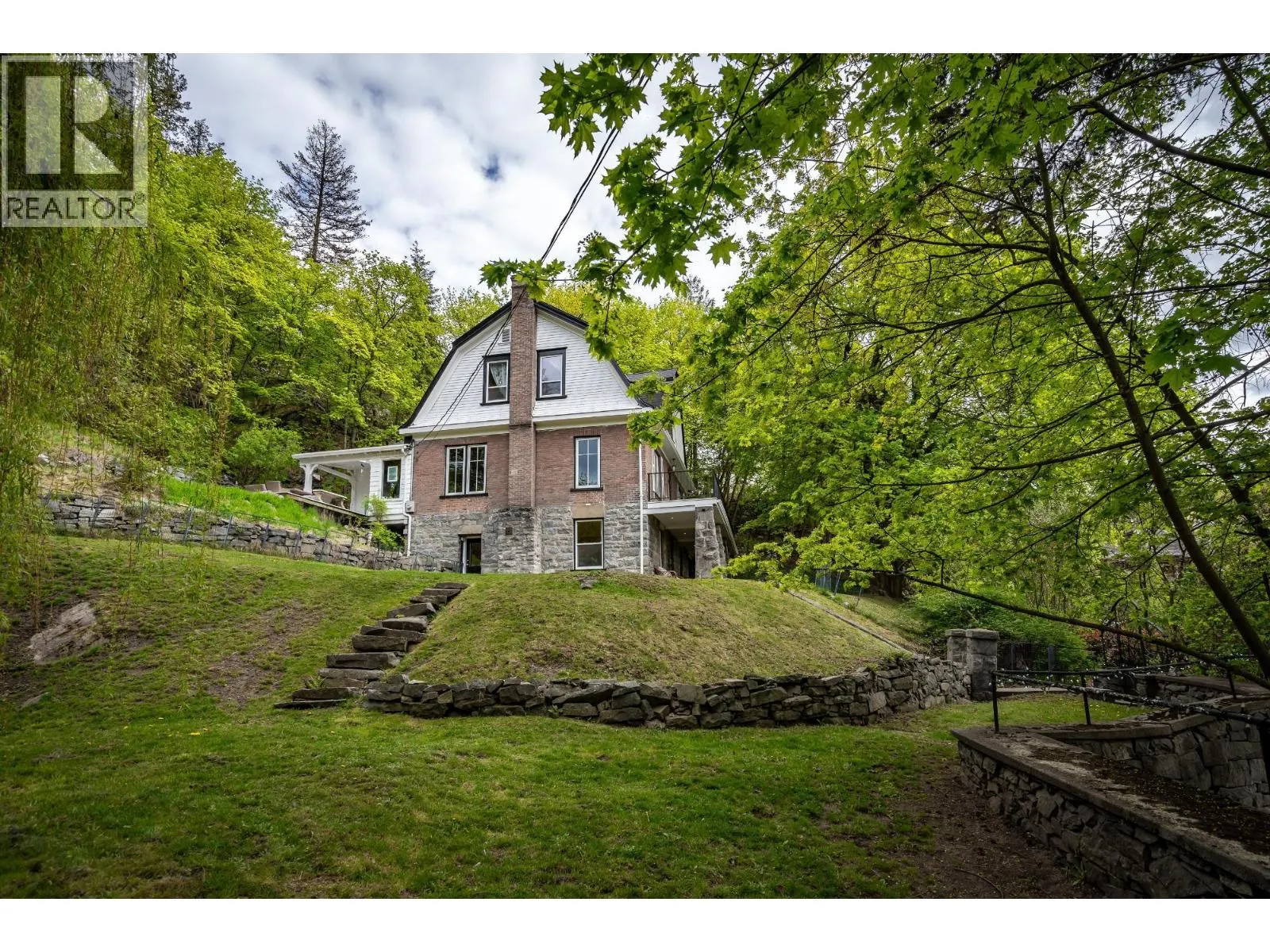 519 Cedar Street