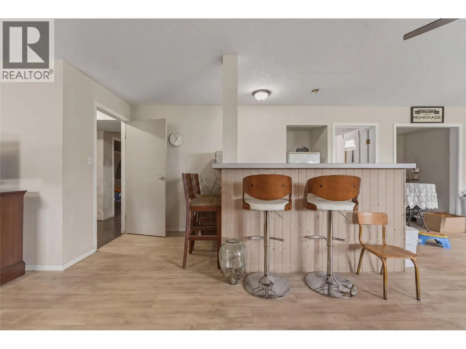 4864 South Grandview Flats Road