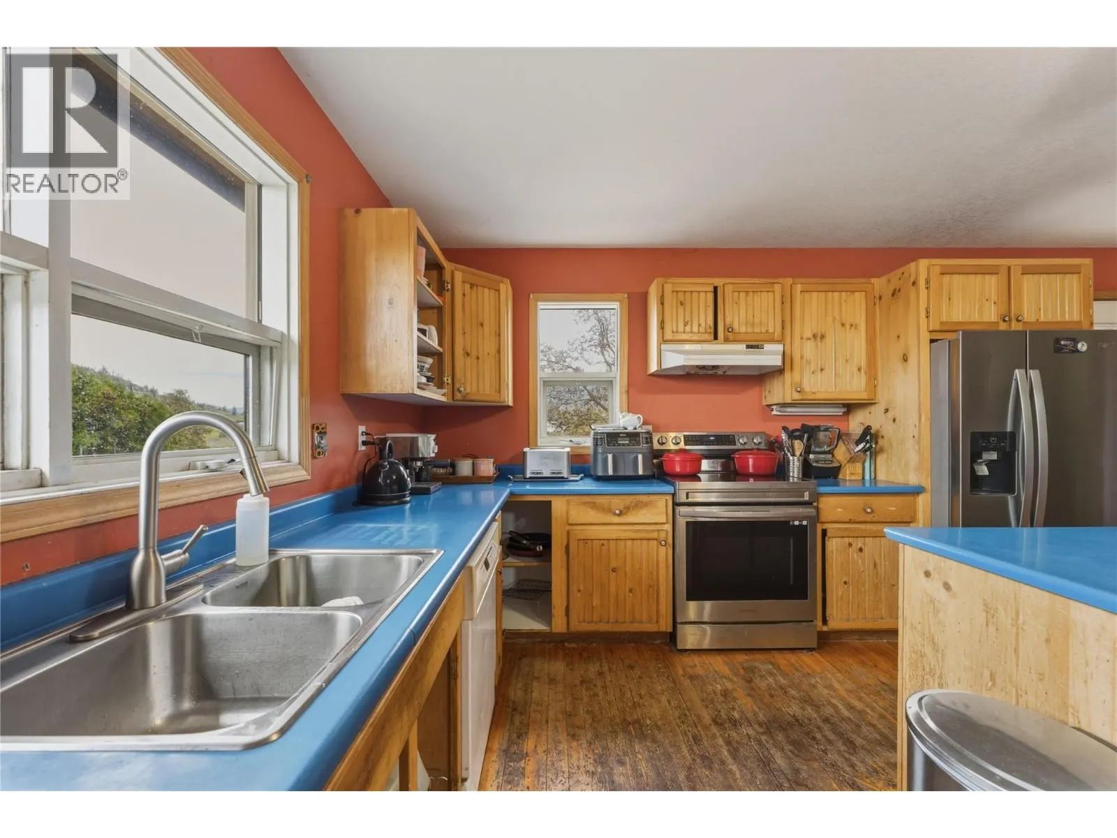 4864 South Grandview Flats Road