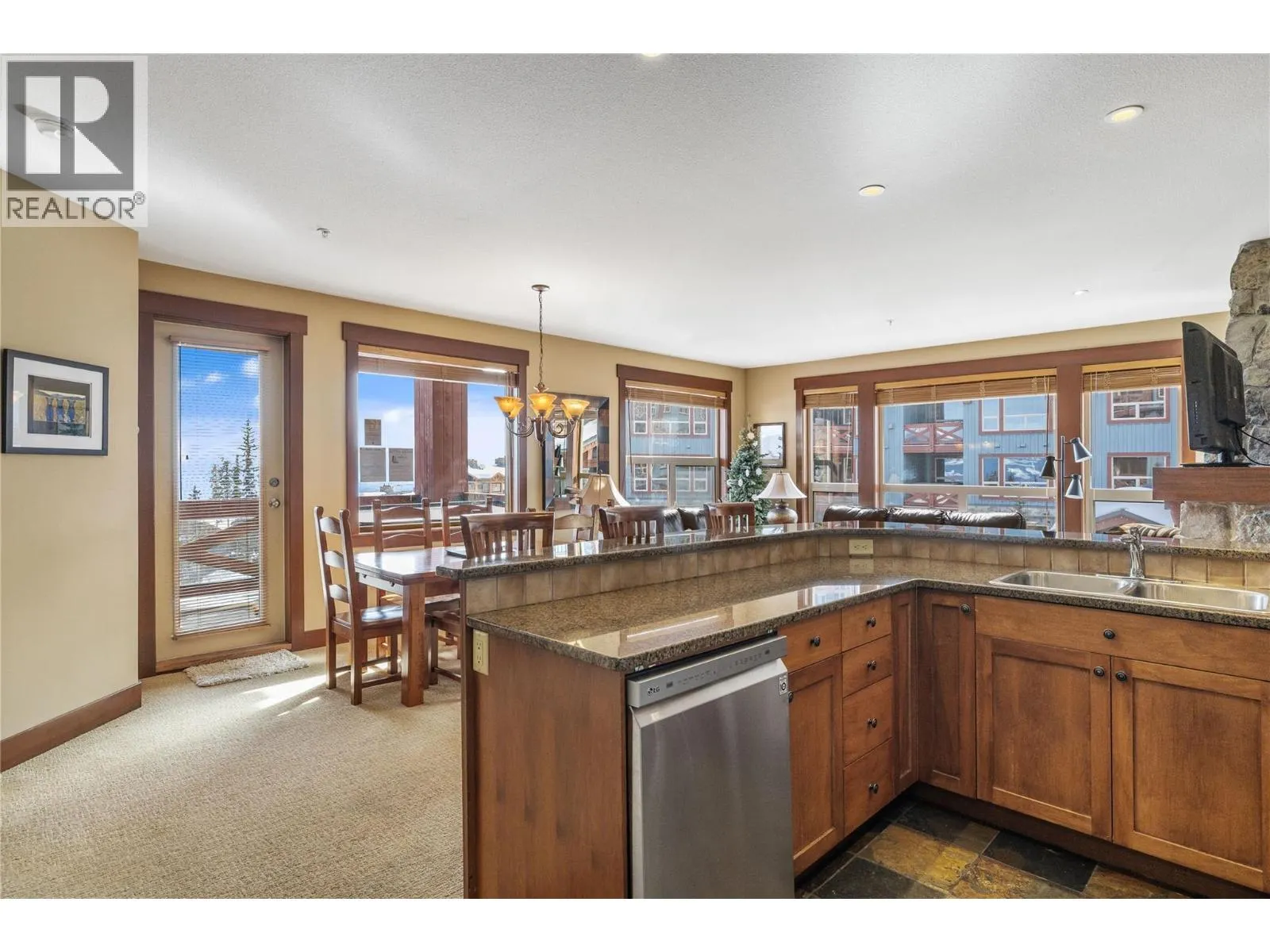 5259 Big White Road Unit# 201