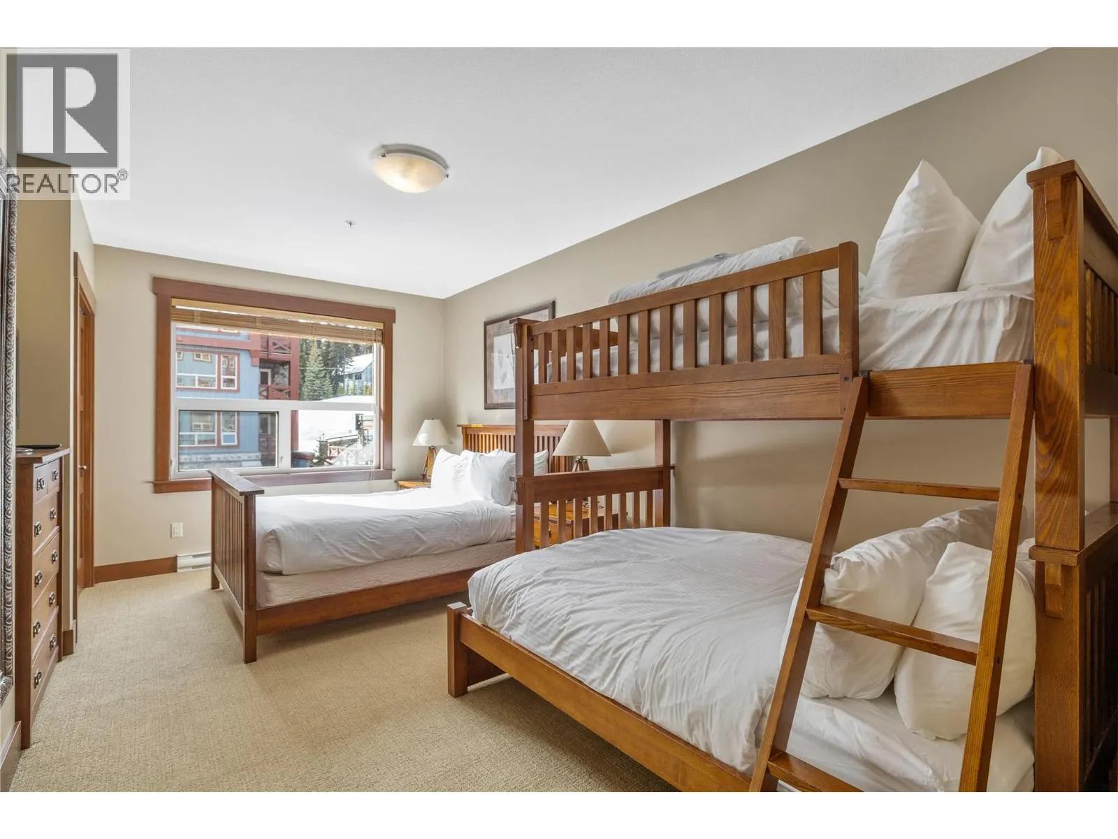 5259 Big White Road Unit# 201