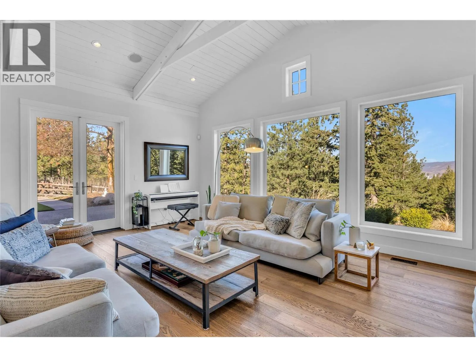 2376 Saucier Road