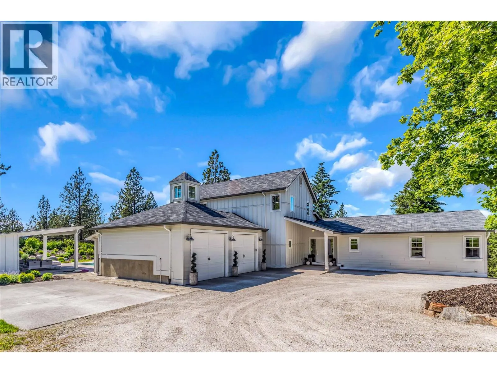 2376 Saucier Road