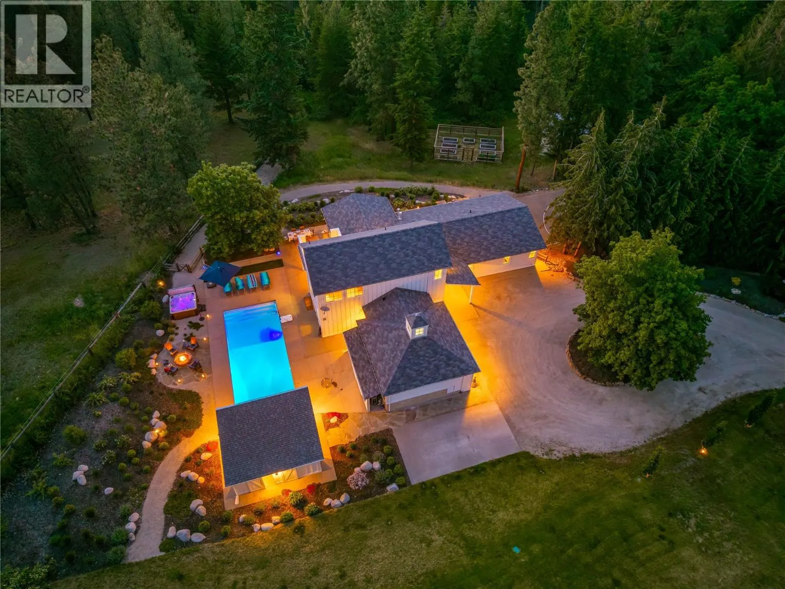 2376 Saucier Road